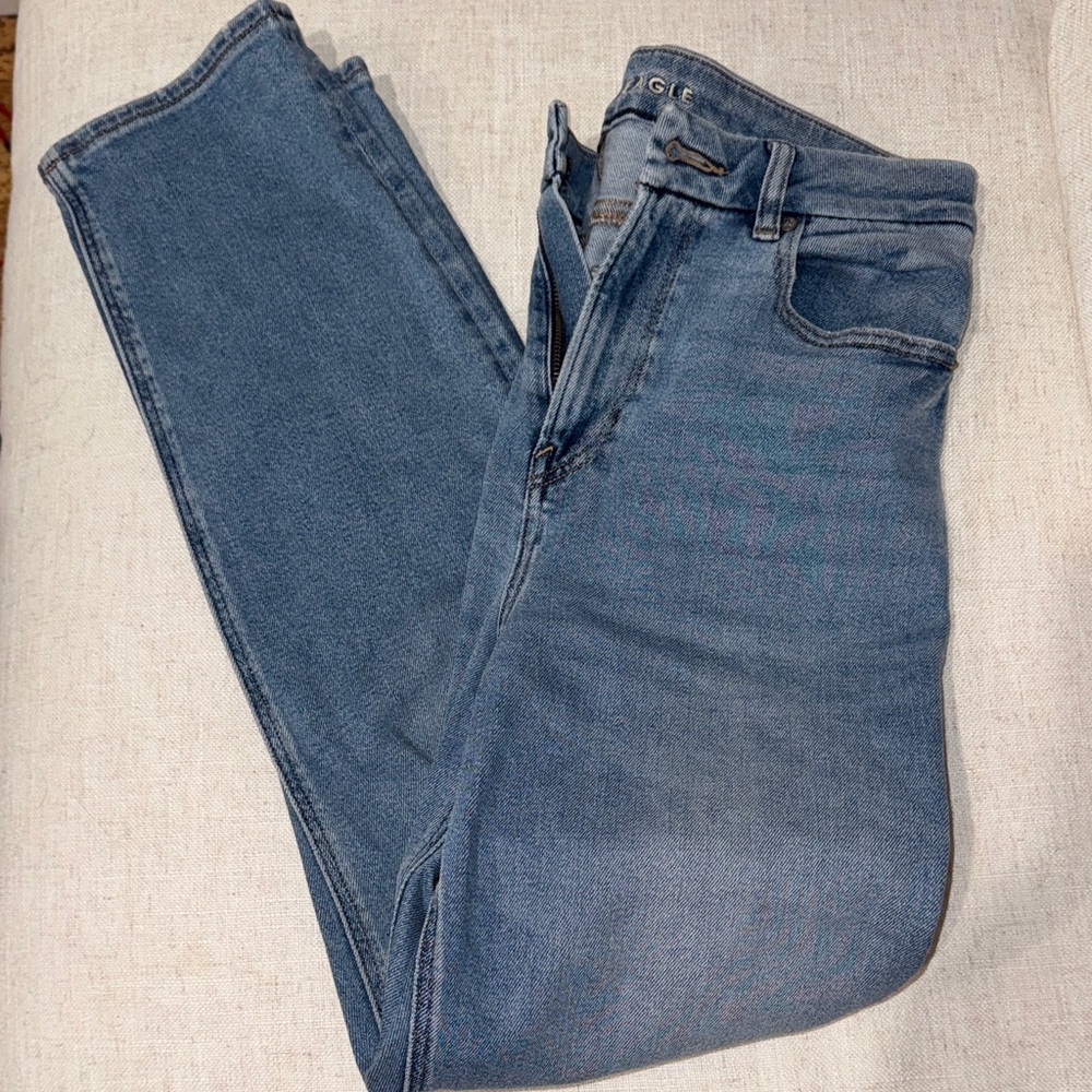 American Eagle Outfitters Light Blue Skinny Jeans